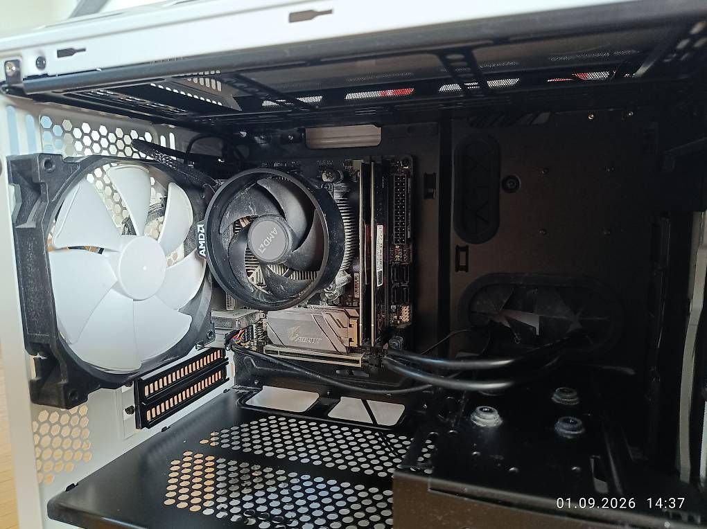 PCs: Gaming PC Phanteks Gehäuse Aorus Mainboard gebraucht – D'occasion à Rümlang par Poli22 3