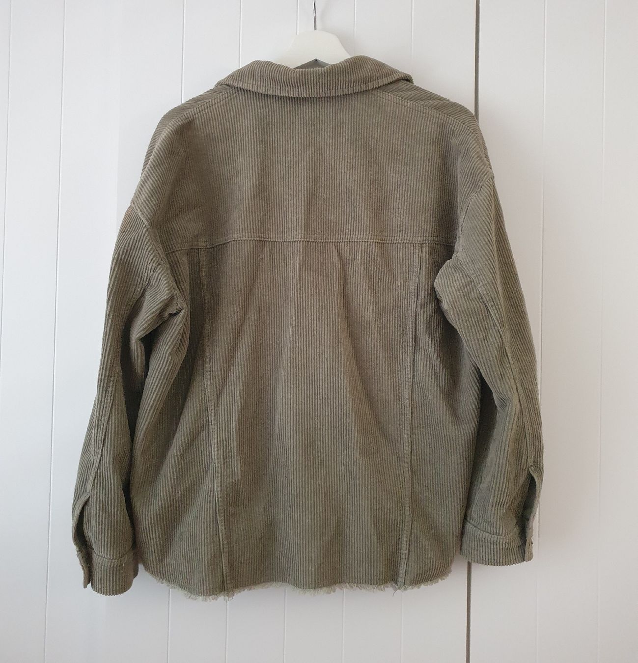 Zara Giacche: Schöne Cordjacke Khaki Oversize Zara – Nuovo (secondo la descrizione) da Wetzikon ZH venduto da FundusFuchs 3