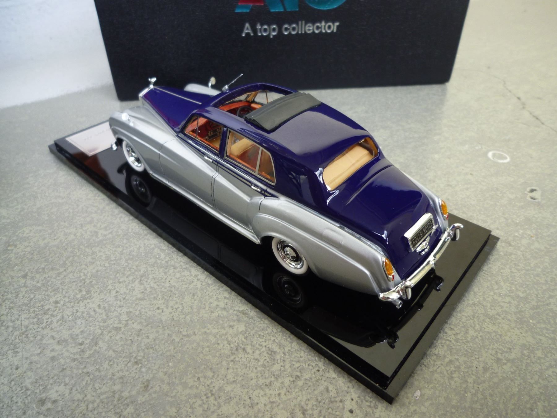 Rolls Royce Modellini d'auto: Rolls-Royce Silver Cloud III (1962-1965) – Nuovo e nell'imballaggio originale da Flawil venduto da Imperiosud 2