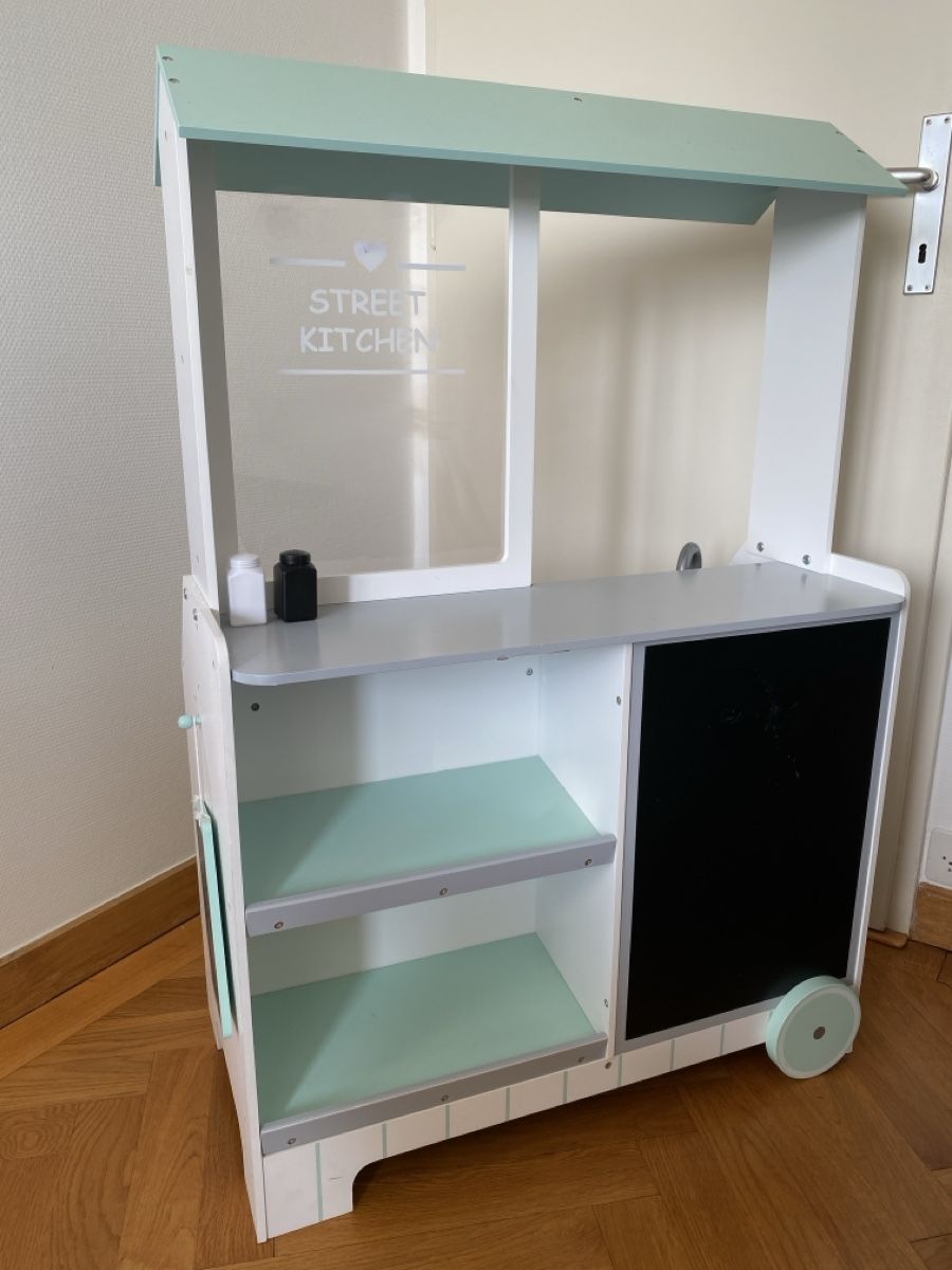 Giocattoli: Cuisine d’enfant en bois – Usato da Geneve venduto da NeilD 1