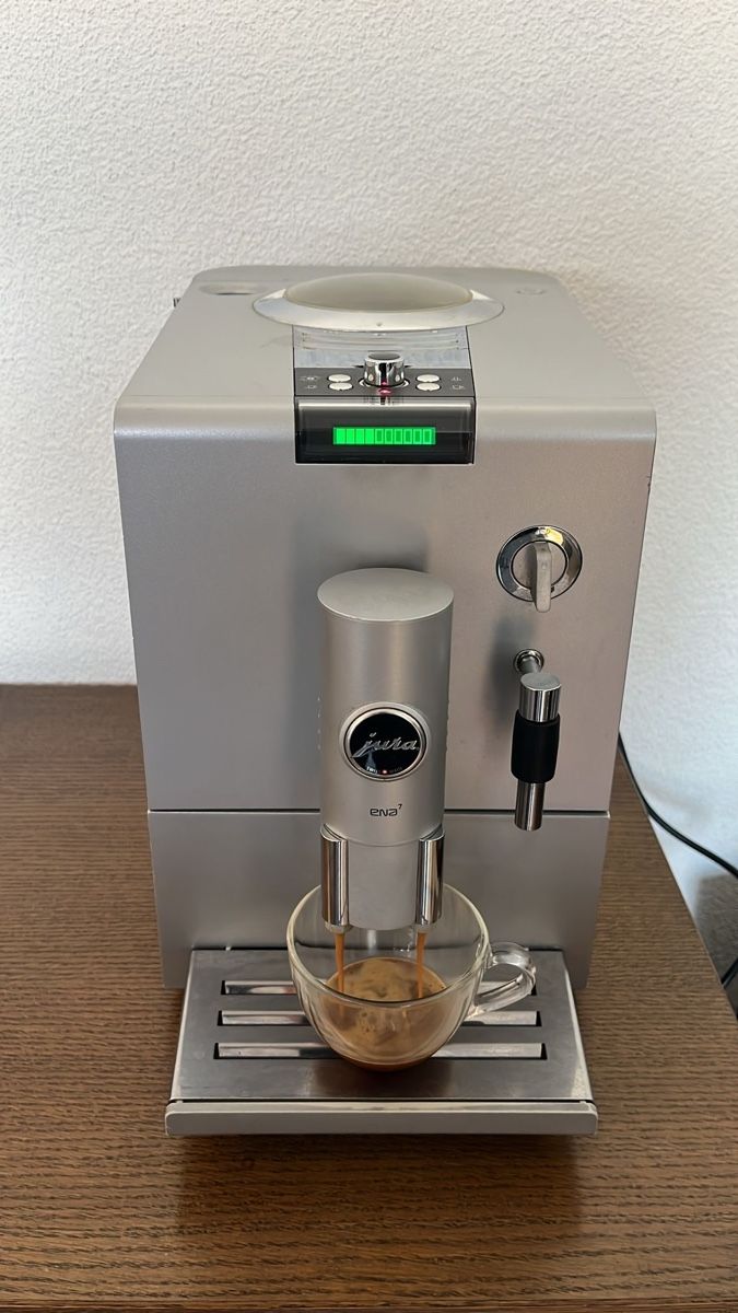 Jura Macchine per caffè & Macchine per espresso: Jura Ena 7 – Usato da Root venduto da HHParts