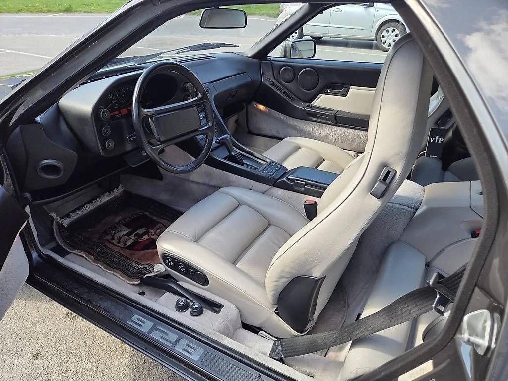 Automobili: Porsche 928 5.0 S4 – Usato da Langenthal venduto da Goergens10 4