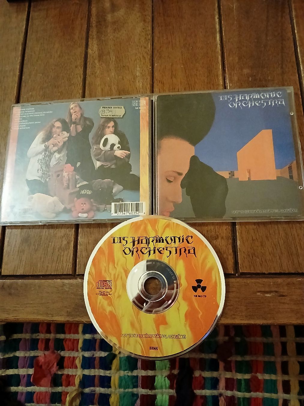 CD: disharmonic orchestra- not to be... – Usato da St-Cergue venduto da VeganWarrior