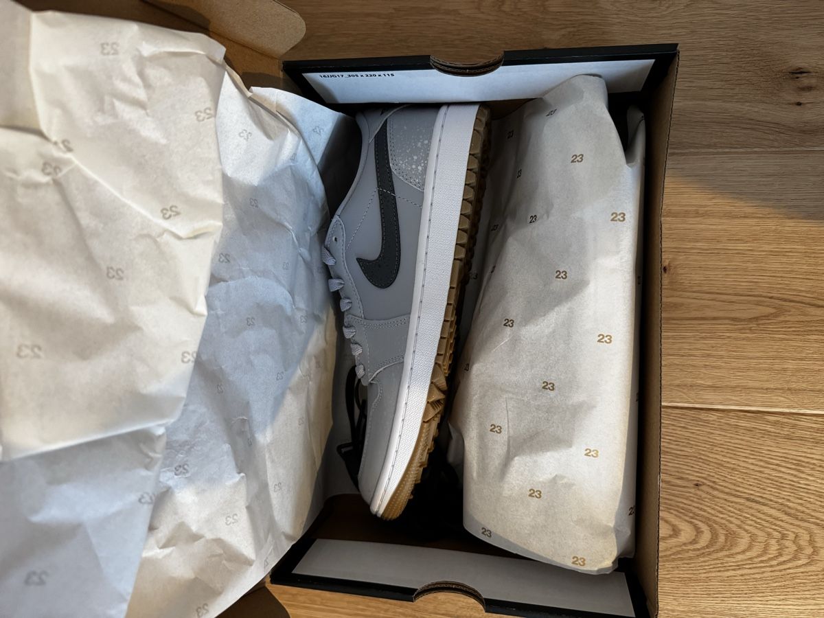 Jordan Chaussures hommes: AIR JORDAN 1 LOW G – Neuf avec emballage d'origine à Birsfelden par amr_tkc9 2