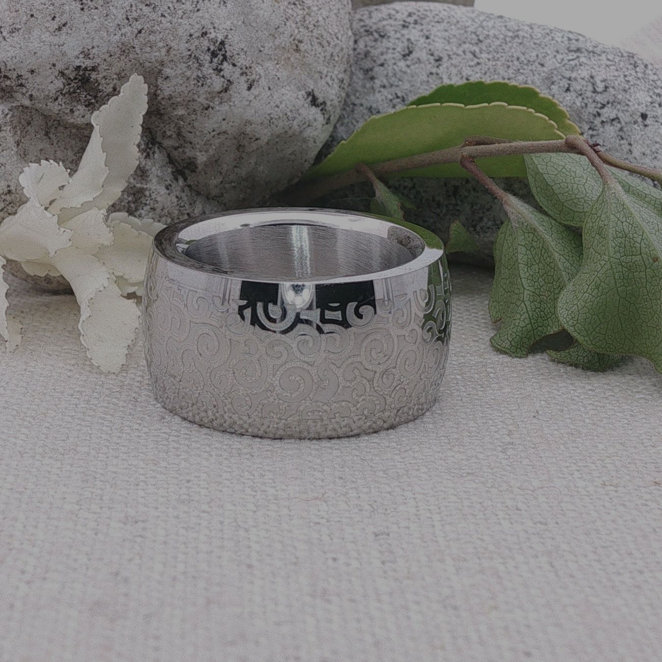 Olga Ribler Ringe: Statement Ring Edelstahl Grösse 56 – Neu (gemäss Beschreibung) aus Luzern von Schmuckoutlet