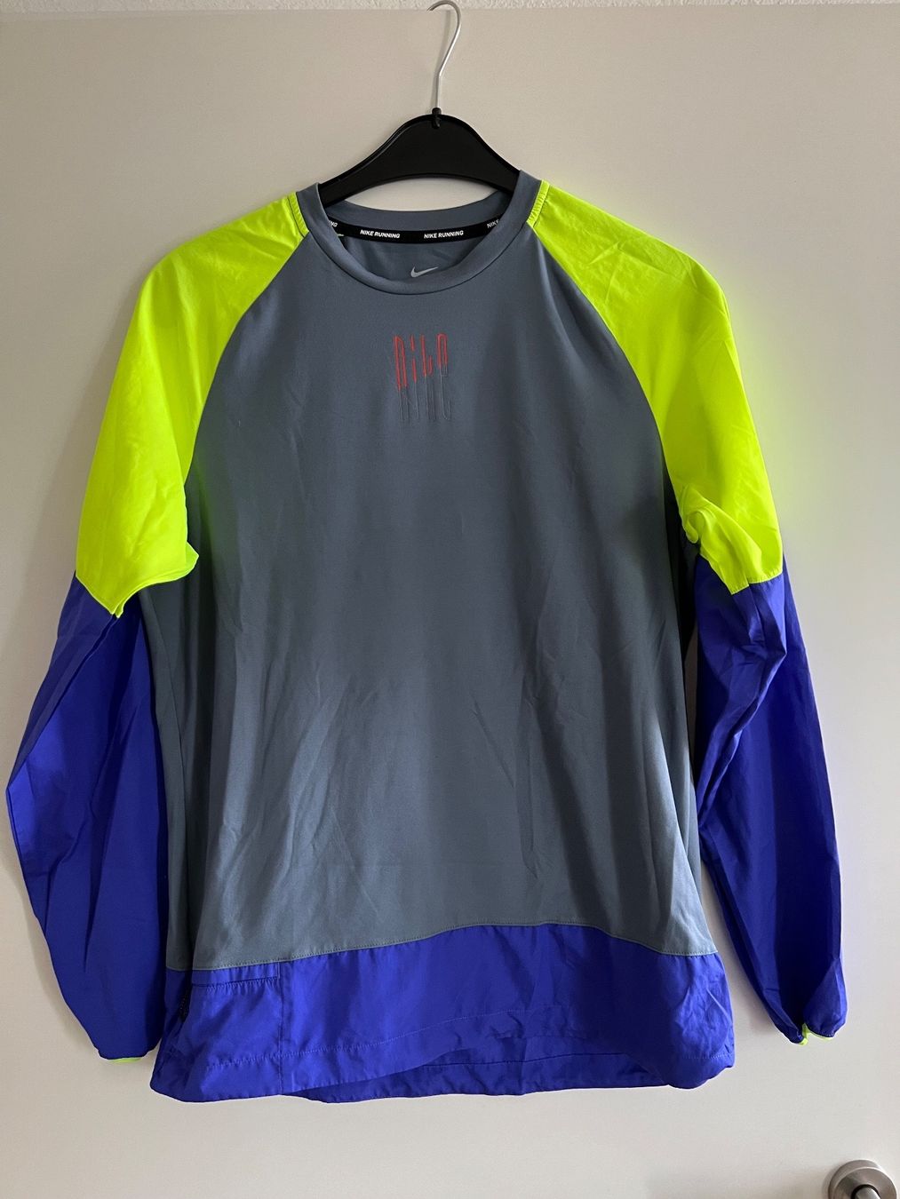 Nike Maglioni & Felpe: Nike Langarmshirt – Nuovo (secondo la descrizione) da Widnau venduto da sasabine