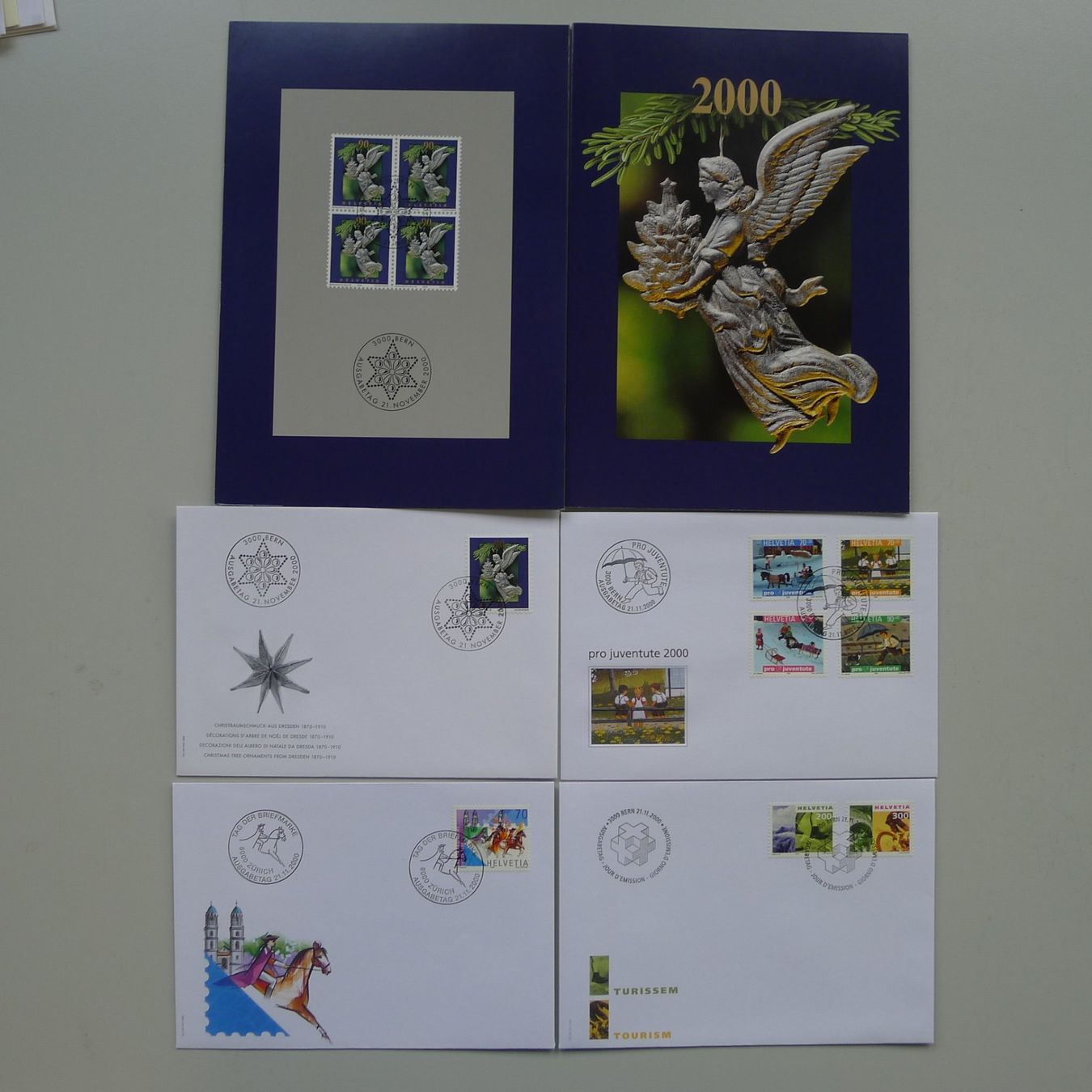 Tutti i francobolli: 2000-2004, FDC Sammlung, total 103 Stück, neuwertig! – Usato da Sursee venduto da Luzernerraute 3