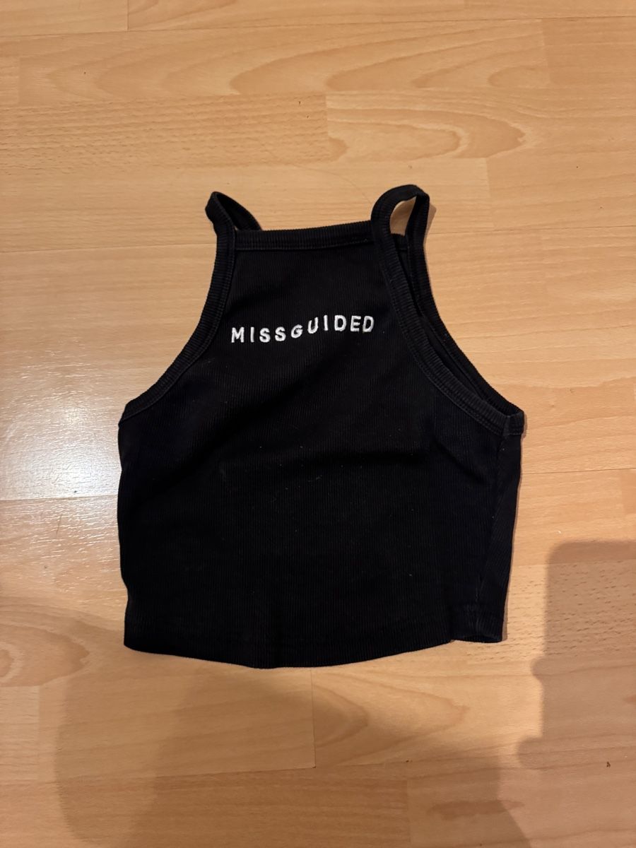 Tops: Schwarzes missguided Crop Top – D'occasion à Zürich par man_nq66 1
