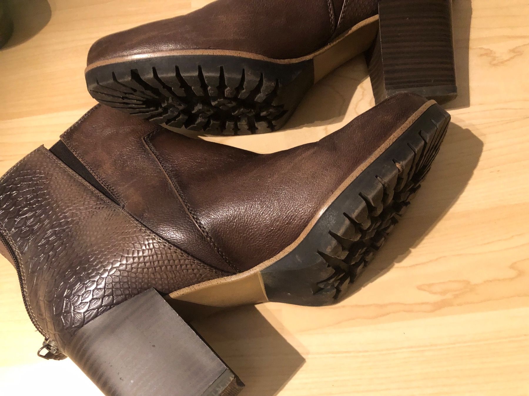 Scarpe da donna: Stifletten Gr 39 – Usato da Zell ZH venduto da Guffos 4
