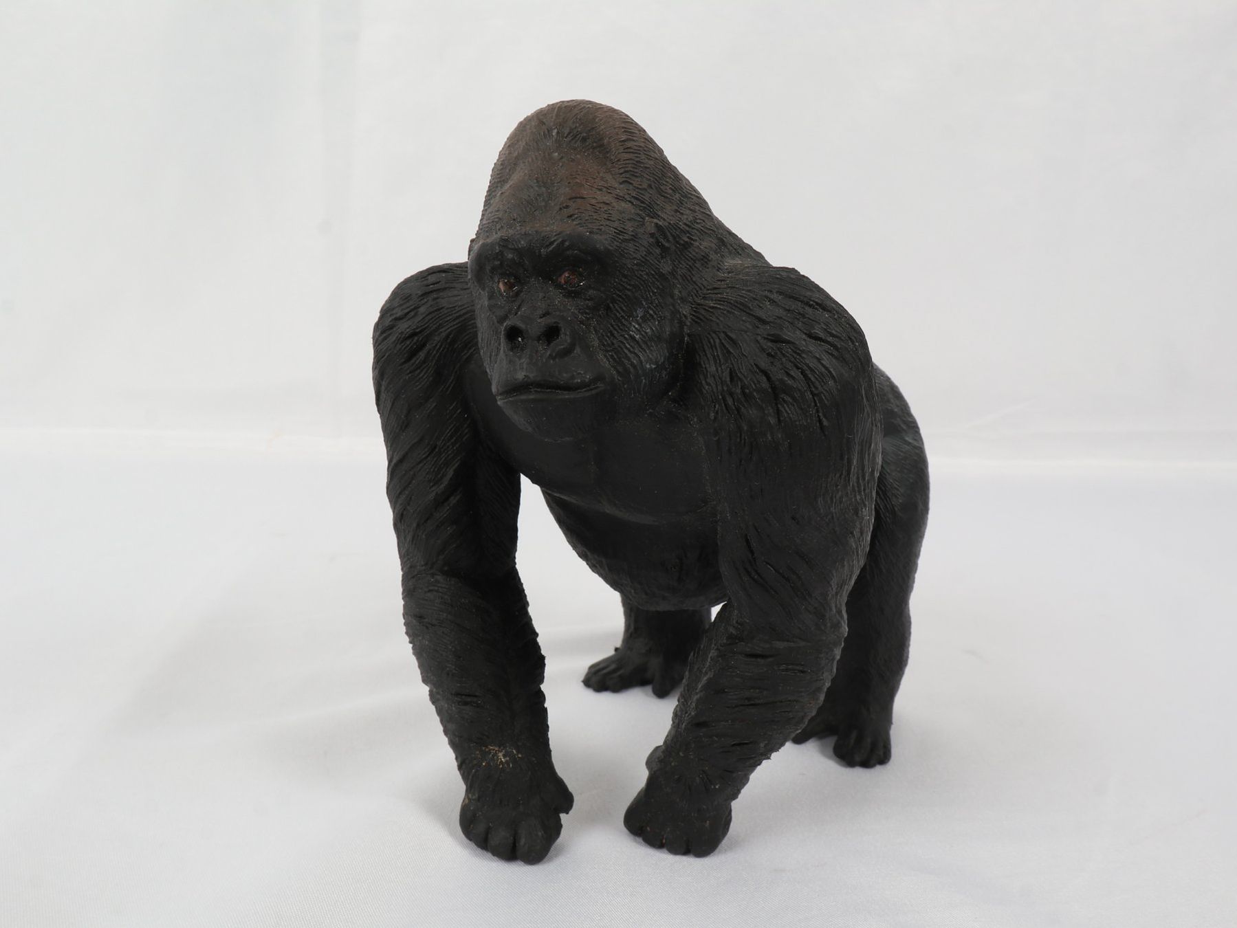 Statuette: TIERFIGUR Gorilla Silberrücken – Usato da Steinen venduto da Restwert_Steinen 2