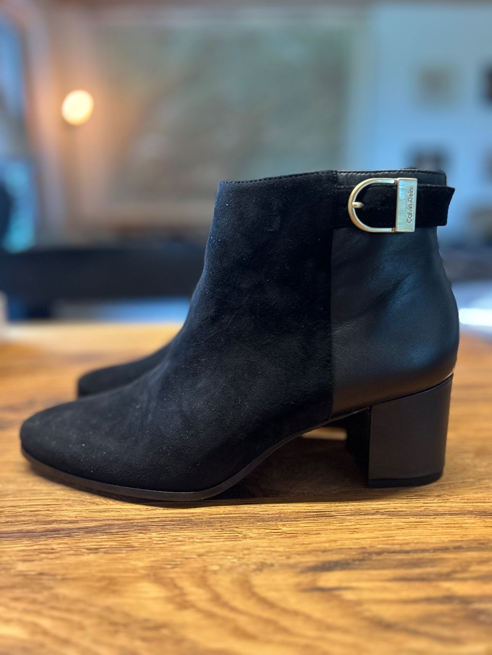 Calvin Klein Scarpe da donna: Calvin Klein Stiefeletten Gr. 39 – Nuovo (secondo la descrizione) da Bubikon venduto da sim_ch8608 1