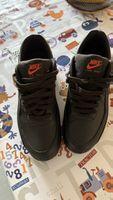 Nike Air Max 90 nere, taglia 44 - Perfette per l'autunno!
