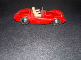 Voiture miniature Dinky Toys Maserati rouge 22A Made in F...