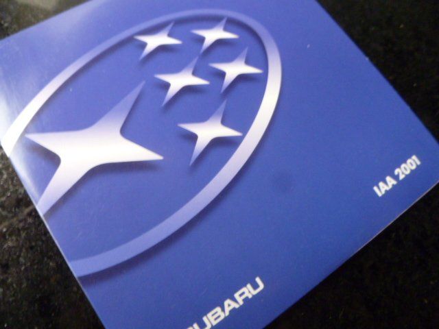 Subaru Dokumente: Subaru Presseinfo 2001 – Gebraucht aus Zofingen von sosalinos01
