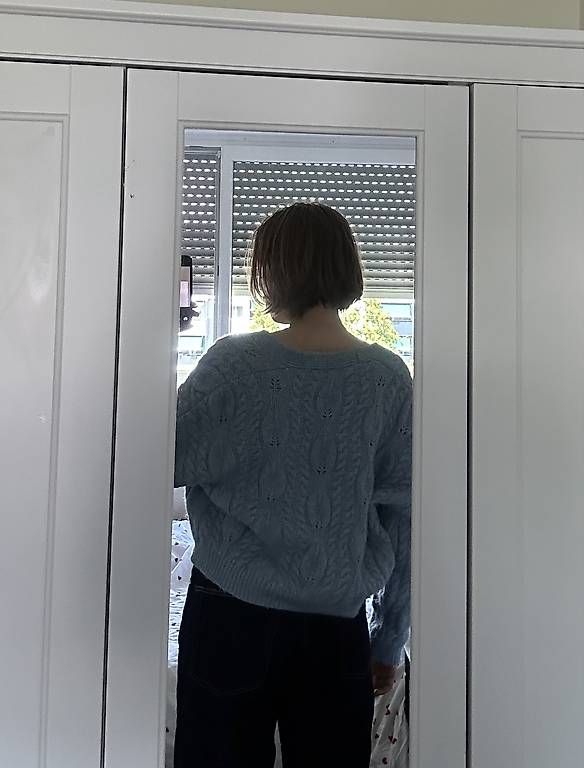 Giacche: BLAUER CARDIGAN MIT ZOPFMUSTER – Usato da Zürich venduto da cla_l2t2 1