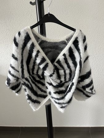ba&sh Sweater NEW Black and White Zebra Pattern Size 1