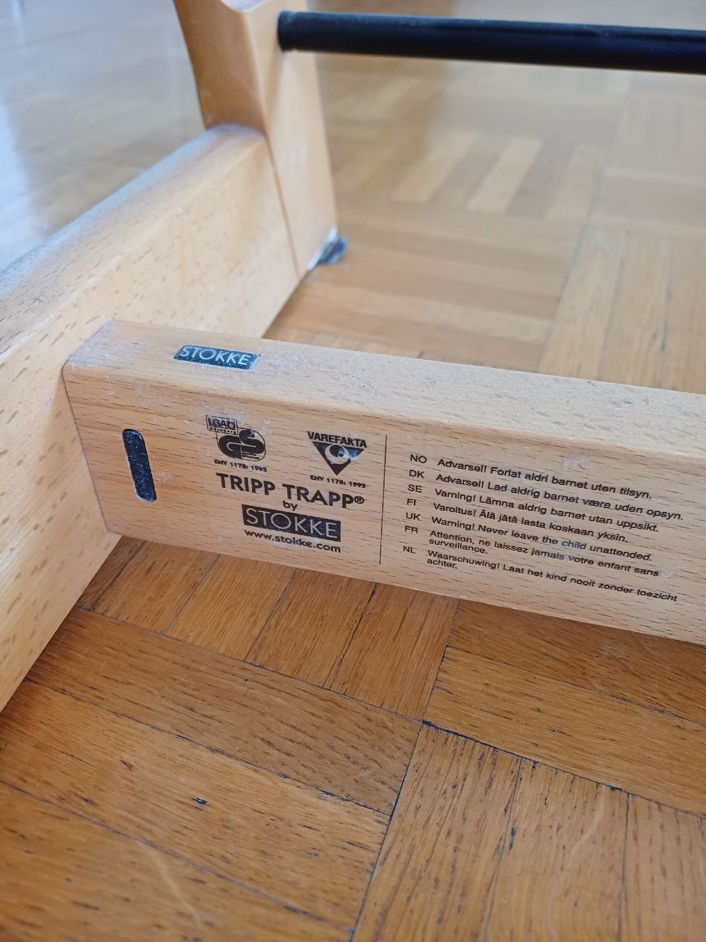 Stokke Stühle: Chaise pour enfant en bois – Defekt aus Nyon von Kyr_And 5