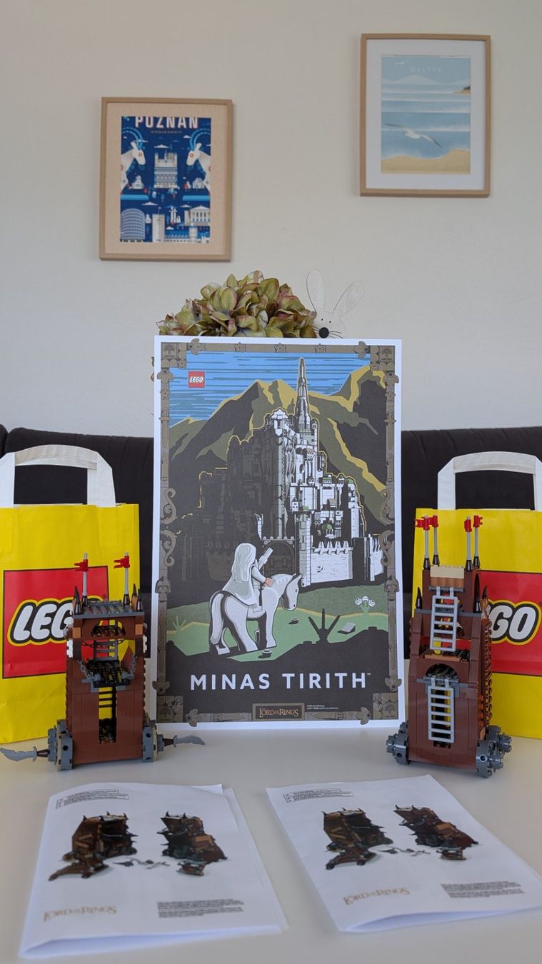 Lego Kit di costruzioni: Lego Herr der Ringe 2x Belagerungsturm mit Poster – Nuovo (secondo la descrizione) da Winterthur venduto da ryb_5py9