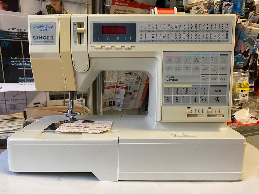 Nähmaschine Singer Symphonie 2000, ab Service, ab Fr. 1.-- (Gebraucht ...