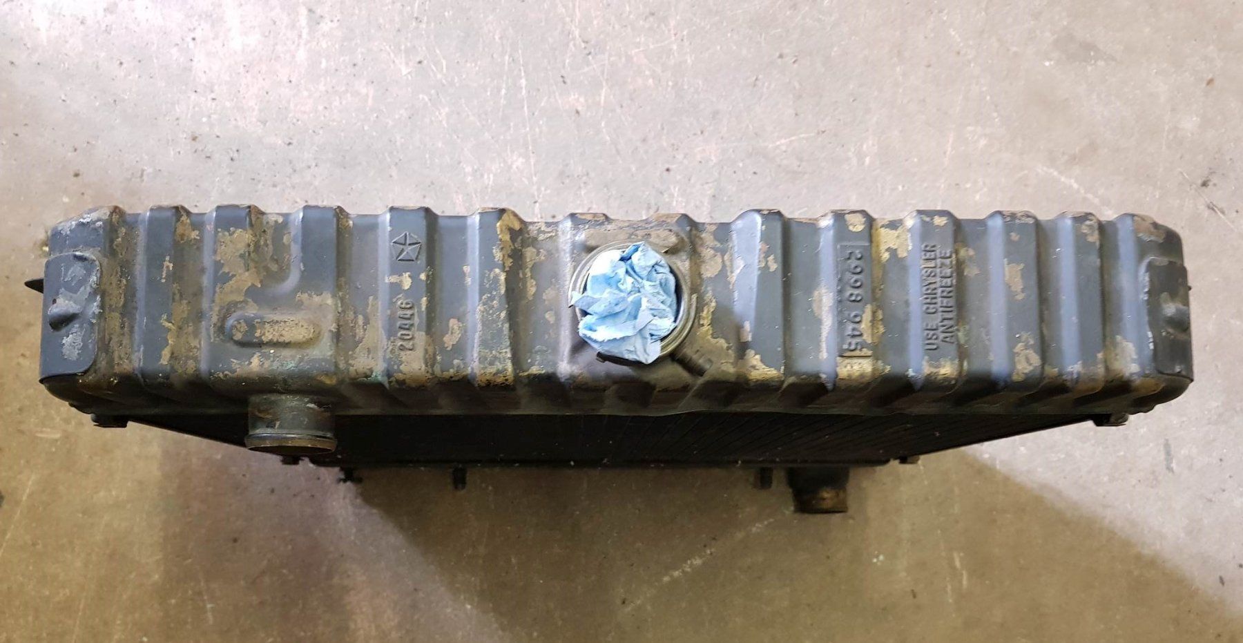 Tutti pezzi di ricambio auto: Original Mopar Kühler  No.3 – Usato da Niedergösgen venduto da usc_8qc6 2