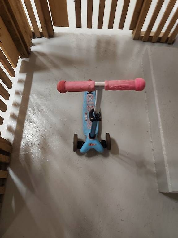 Micro Kickboard: Micro Mini Deluxe – Usato da Bettwiesen venduto da sima1985 1