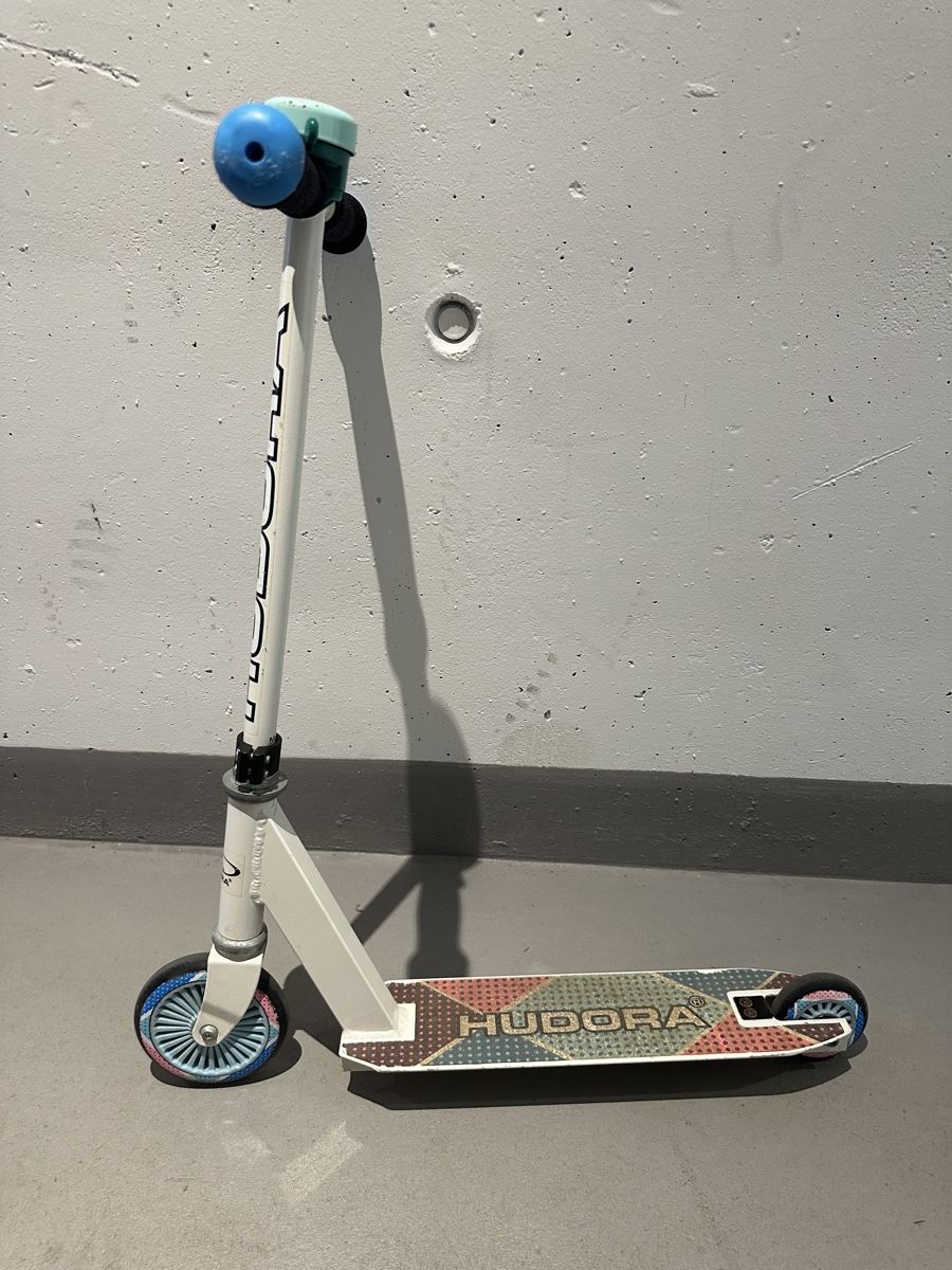 Hudora Kickboard: Hudora Roller Scooter Trotti Trottinet – Usato da Zürich venduto da Hagbard.Celine