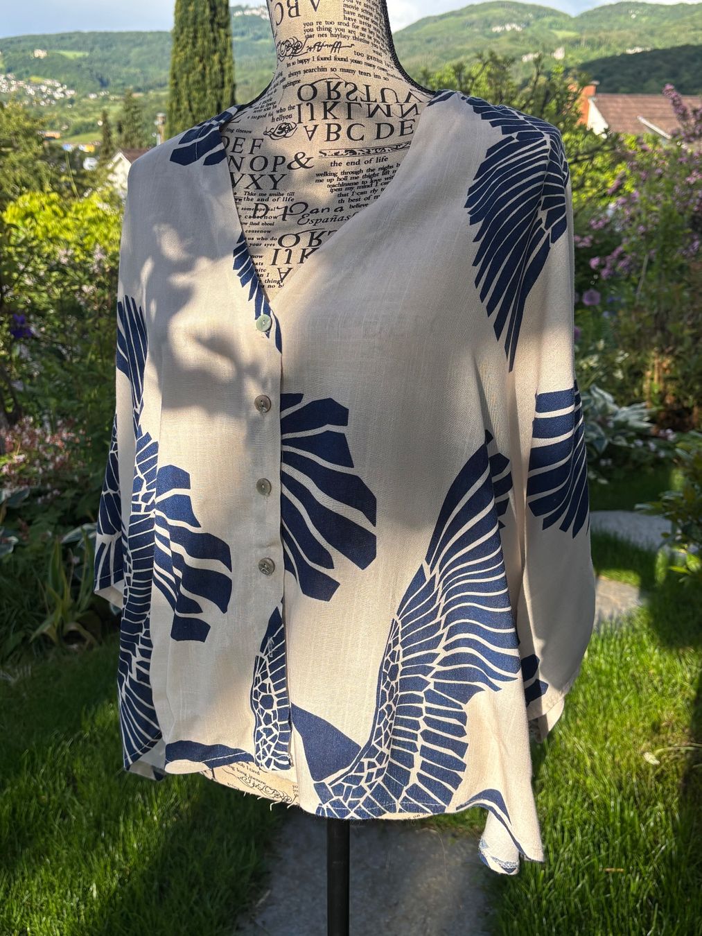 Camicette: Bluse Oversize M – Usato da Pfeffingen venduto da Dimitri1985 5
