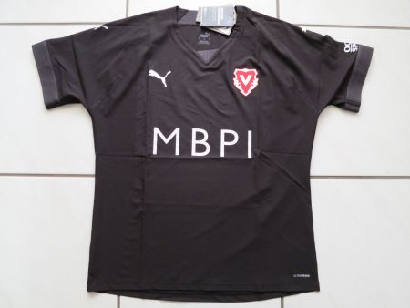 Original PUMA Trikot vom FC Vaduz - Schweizer Meister 2026