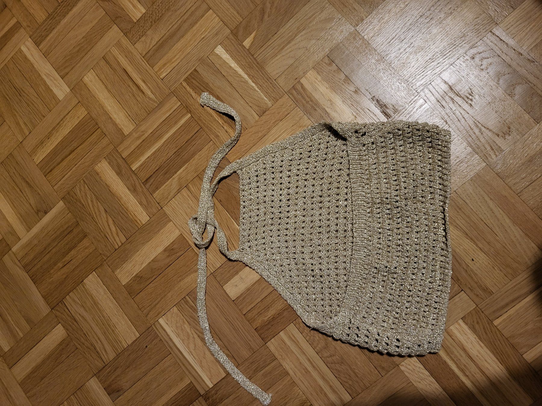 Tops: Crop top brillant – D'occasion à Genève par Poupoulita 1