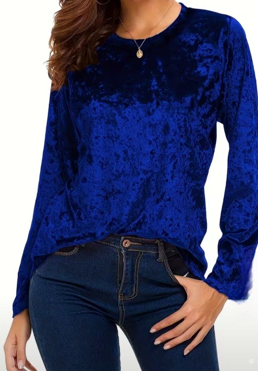 Pullover & Sweatshirts: Pull bleu en velours XL – Gebraucht aus Neuchâtel von simbajoyce123