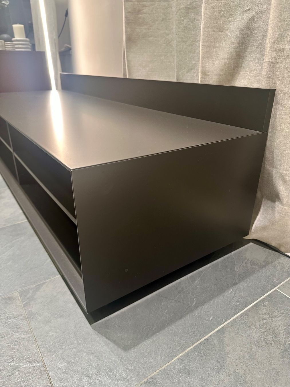 TV Möbel: Design Sideboard, TV-Möbel, Lowboard, Ablage, Col. Schwarz – Neu (gemäss Beschreibung) aus Zürich von Robinejoya 2