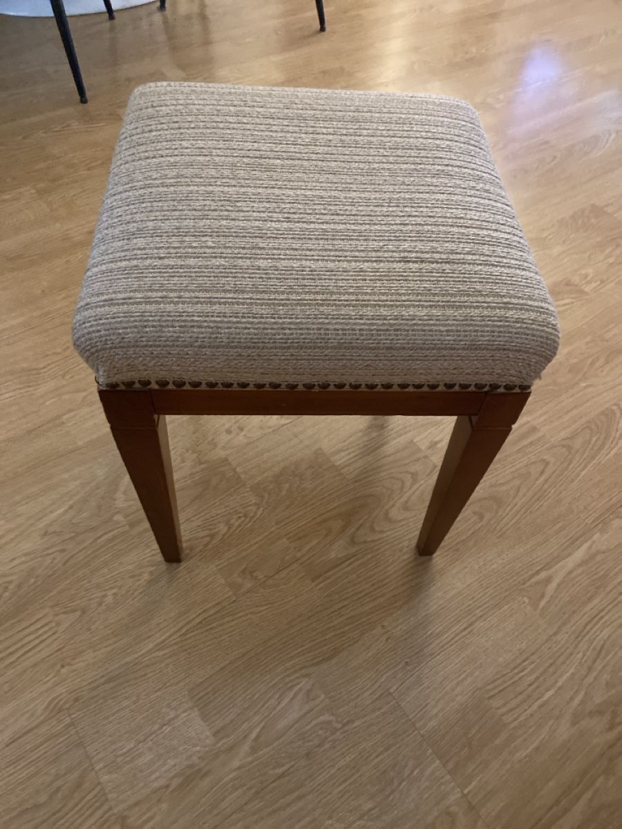 Sgabelli: Hocker – Usato da Balsthal venduto da ang_nql8