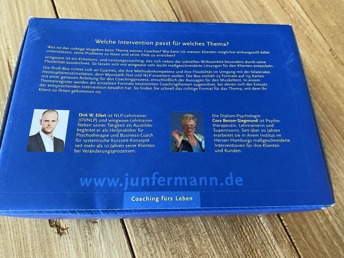 Libri: Wingwave-Coaching: Profi-Box, neuwertig – Nuovo (secondo la descrizione) da Rotkreuz venduto da Herbsttraum 1