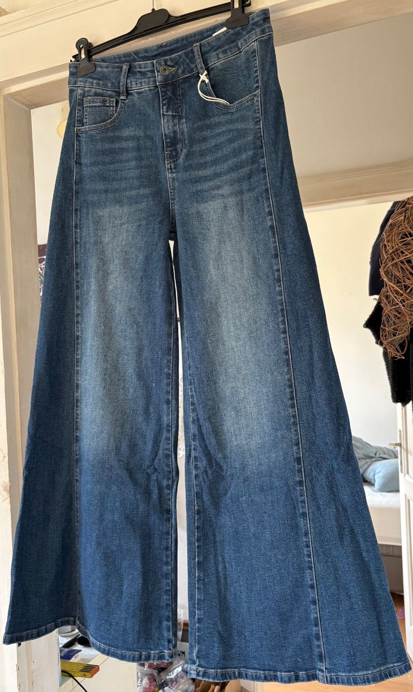 Jeans: JEANS WIDE! M – Neu und originalverpackt aus Locarno von NicoNion 1