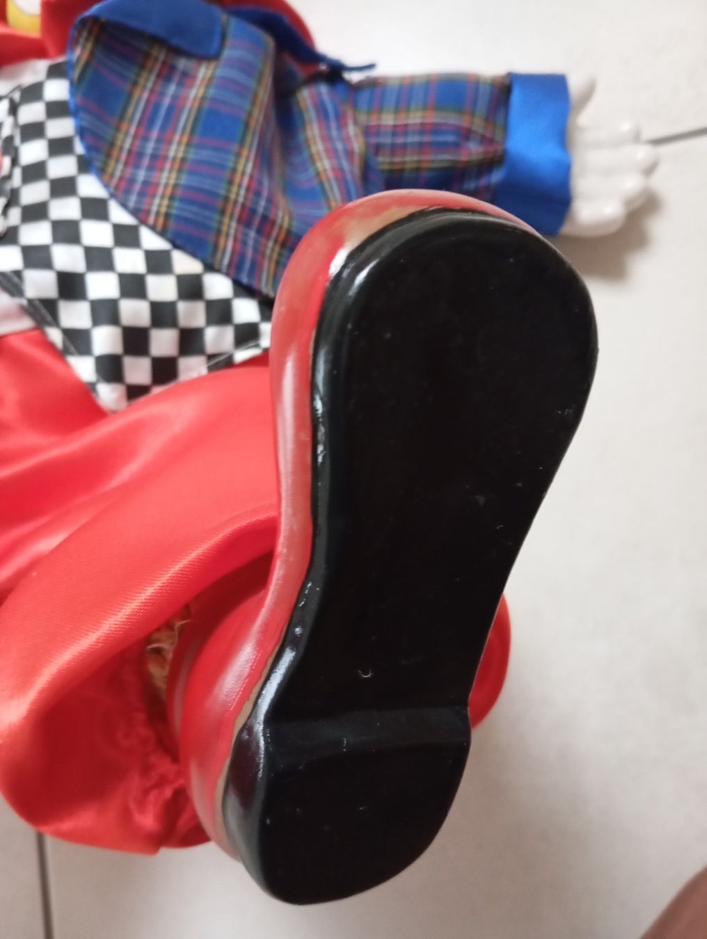 Statuette: Clown-Figur auf einem antiken Kinderstuhl – Usato da Oberägeri venduto da baerghuus 3