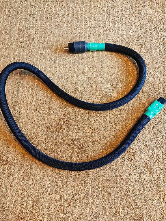 Kabel: Shunyata Python Helix Netzkabel – Gebraucht aus Wettingen von Vedanta01