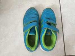 Turnschuhe Grösse 31