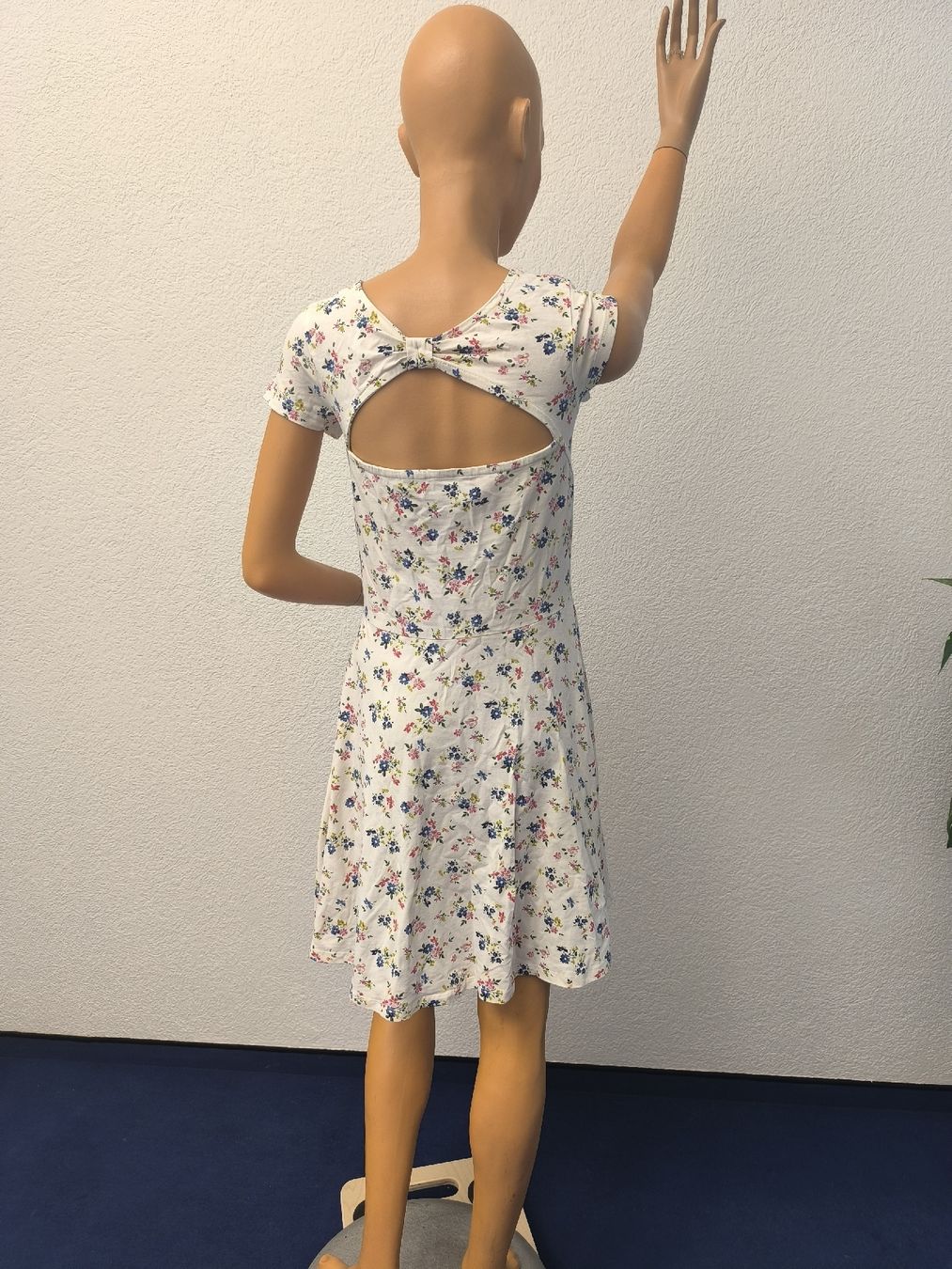C&A Vestiti: Clockhouse Sommerkleid, Gr. S, Blumenmuster, – Usato da Gettnau venduto da Immortal_ 1