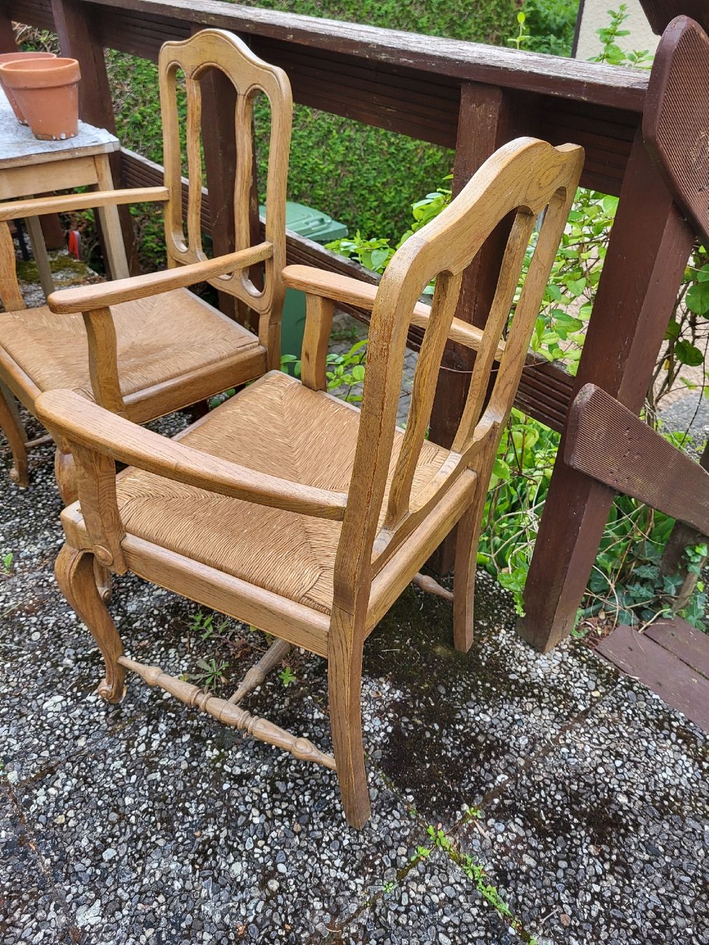 Stühle: 2 chaises en chêne blond paille chabby chic 70er. – Gebraucht aus Vevey von oldiz 5