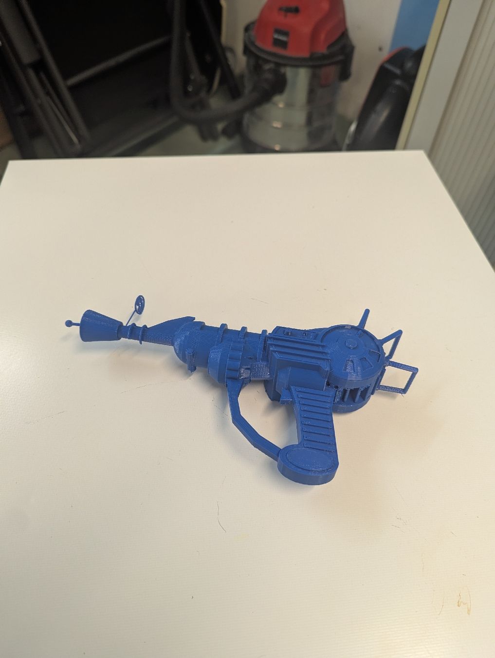 Giocattoli: COD Raygun 3D Druck – Usato da Birmenstorf AG venduto da rob_qd8w 1