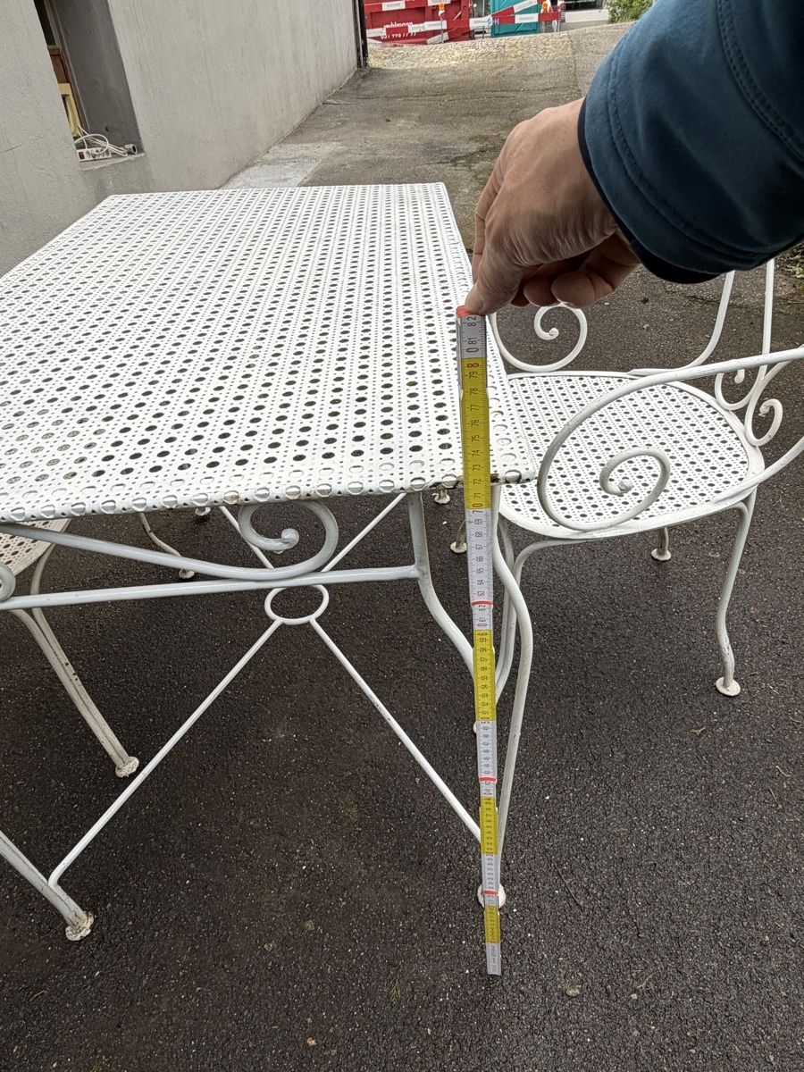 Set di tavolo e panche: Gartentisch mit zwei Stühlen, Weiss – Usato da Bern venduto da 4420 5