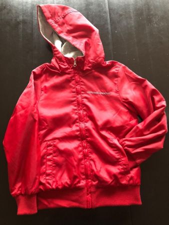 Gefütterte Windjacke von Benetton 6-7 J.