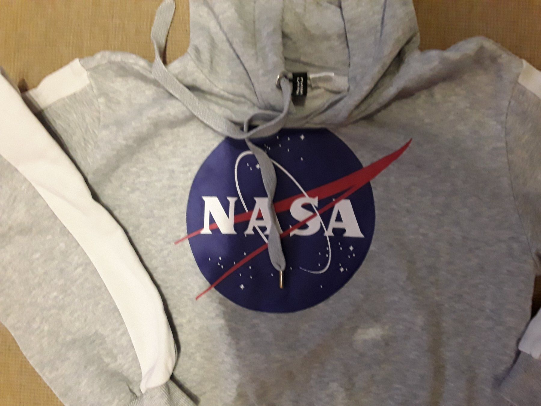 H&M Maglioni & Felpe: Pulli NASA  von H&M XS – Usato da Heimberg venduto da Samprof 1