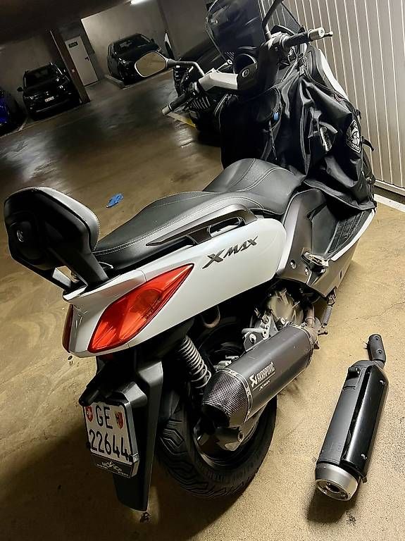 Scooter: Yamaha X-Max 125  – Usato da Le Grand-Saconnex venduto da Sameti08 1