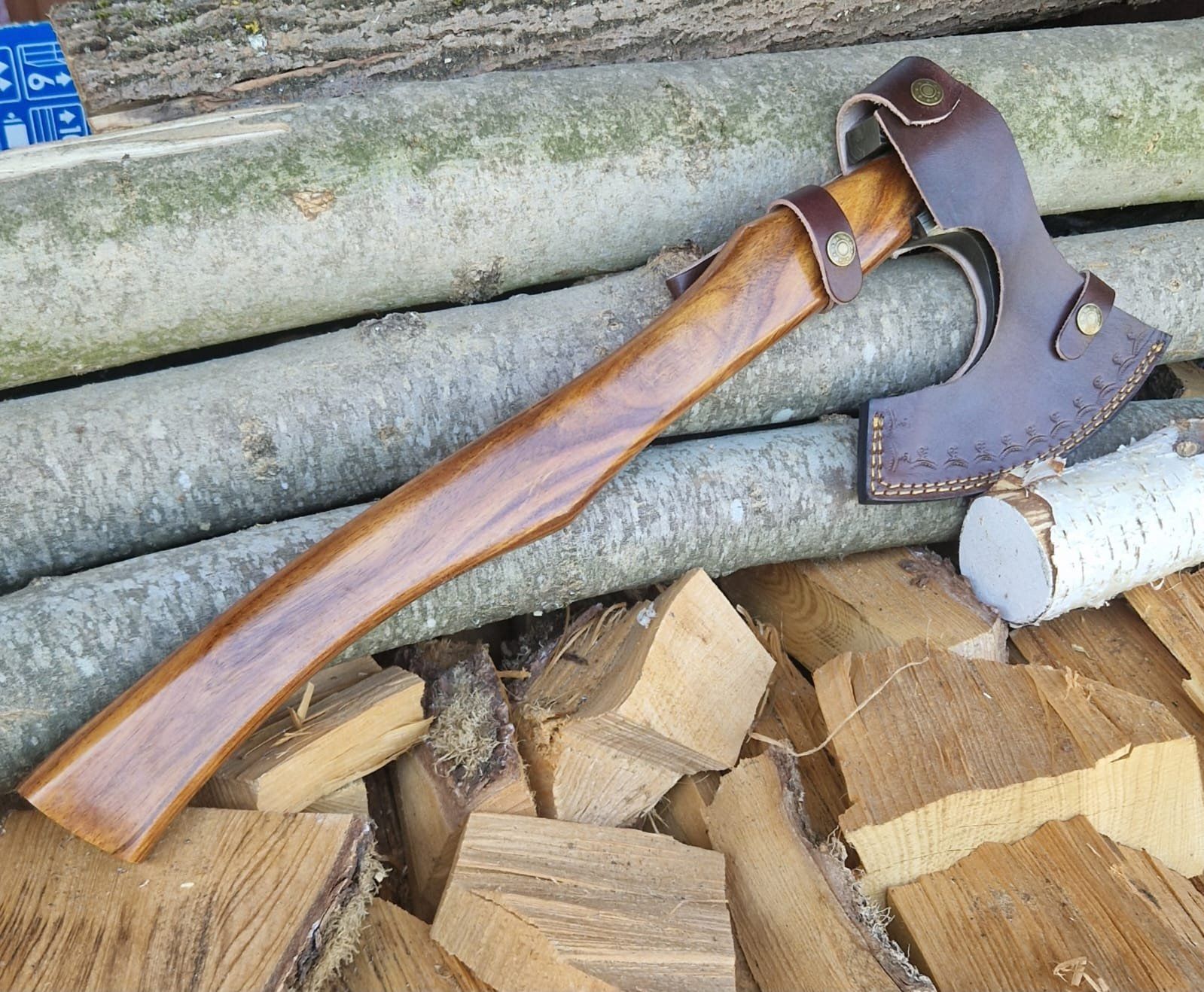 Armes blanches: Damast Tomahawk – Neuf avec emballage d'origine à Dorf par Messer-Schweiz 3