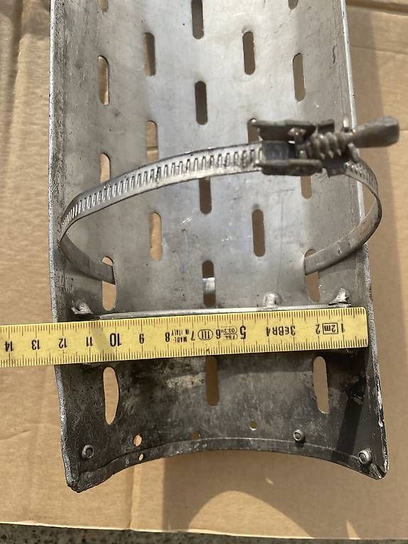 Tutti pezzi di ricambio auto: Hitzeschutz Caterham  – Usato da Therwil venduto da lucienmilliet 3