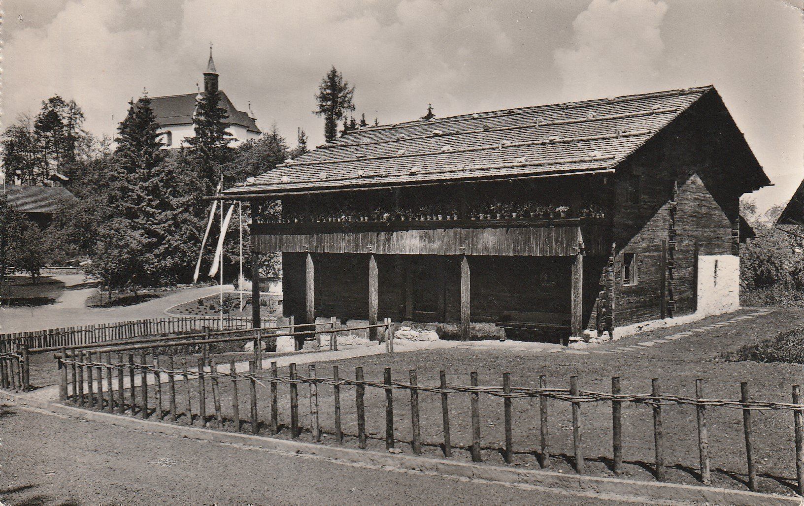 Cartoline postali: AK Flüeli gel. 4.8.1947 – Usato da Fribourg venduto da schnalla92