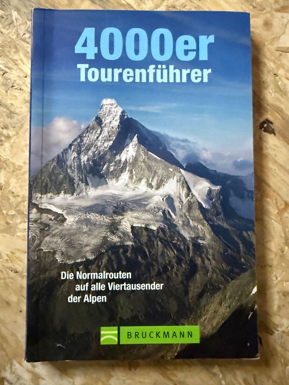 Libri: 4000er Tourenführer – Usato da Goldingen venduto da books4bucks