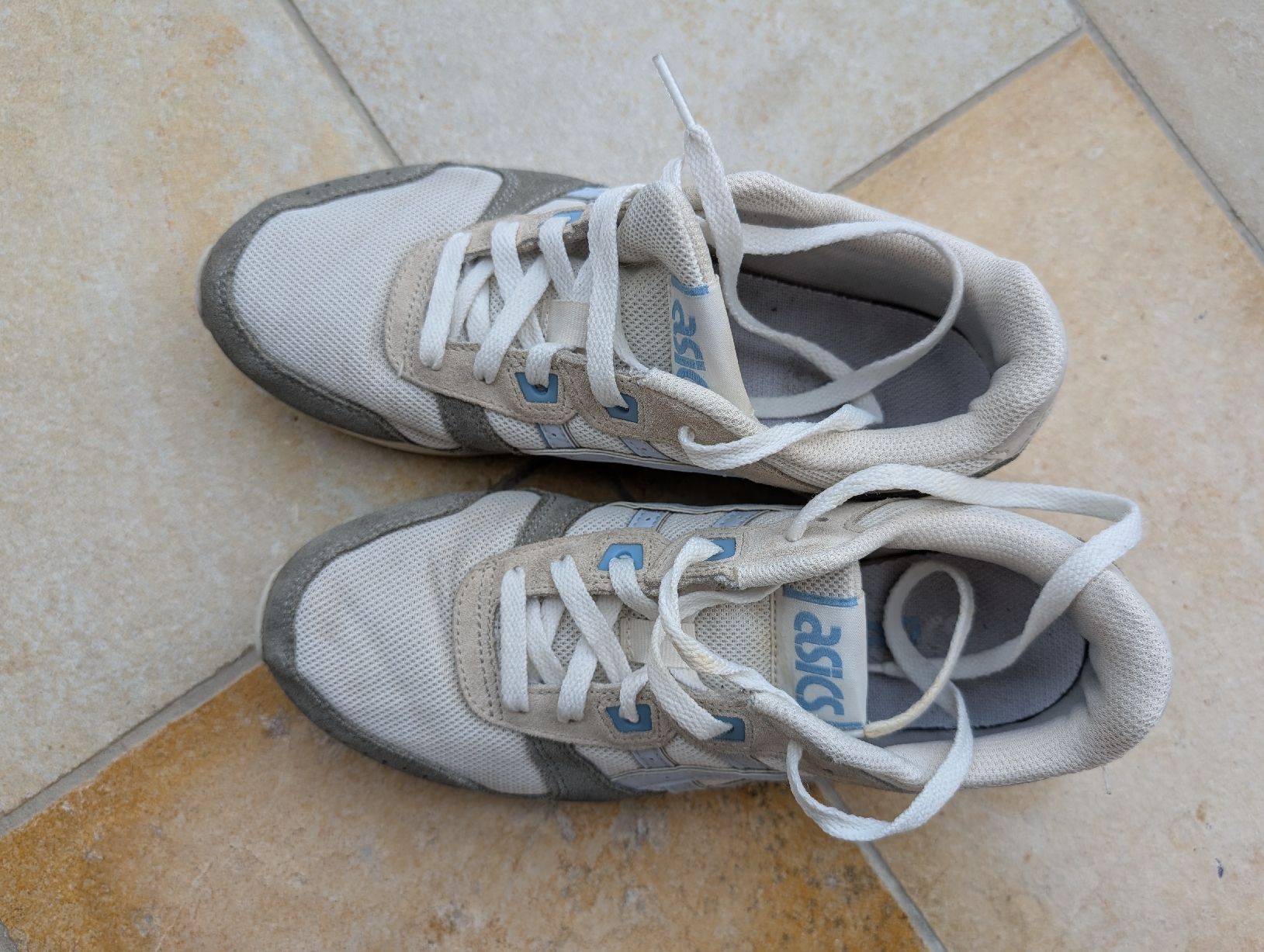 Asics Scarpe da donna: ASICS Sneaker Gr. 39  (passt Gr. 38) – Usato da Neuhausen venduto da katschii 1