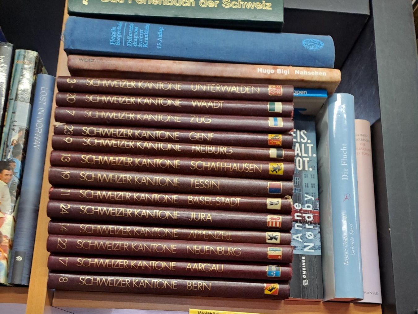 Libri: Schweizer Kantone: 12 Bücher der  Sammlung, Top Zustand! – Usato da Zürich venduto da Schoebi19 3